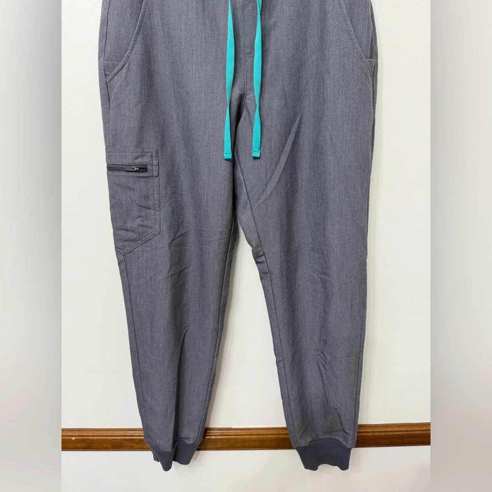 Figs Zamora Jogger Scrub Pants - Picture 9 of 13